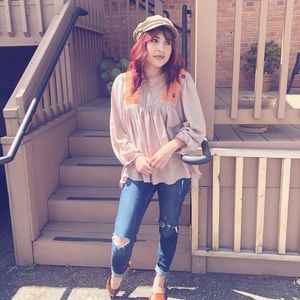 Meet your Posher, Maddie